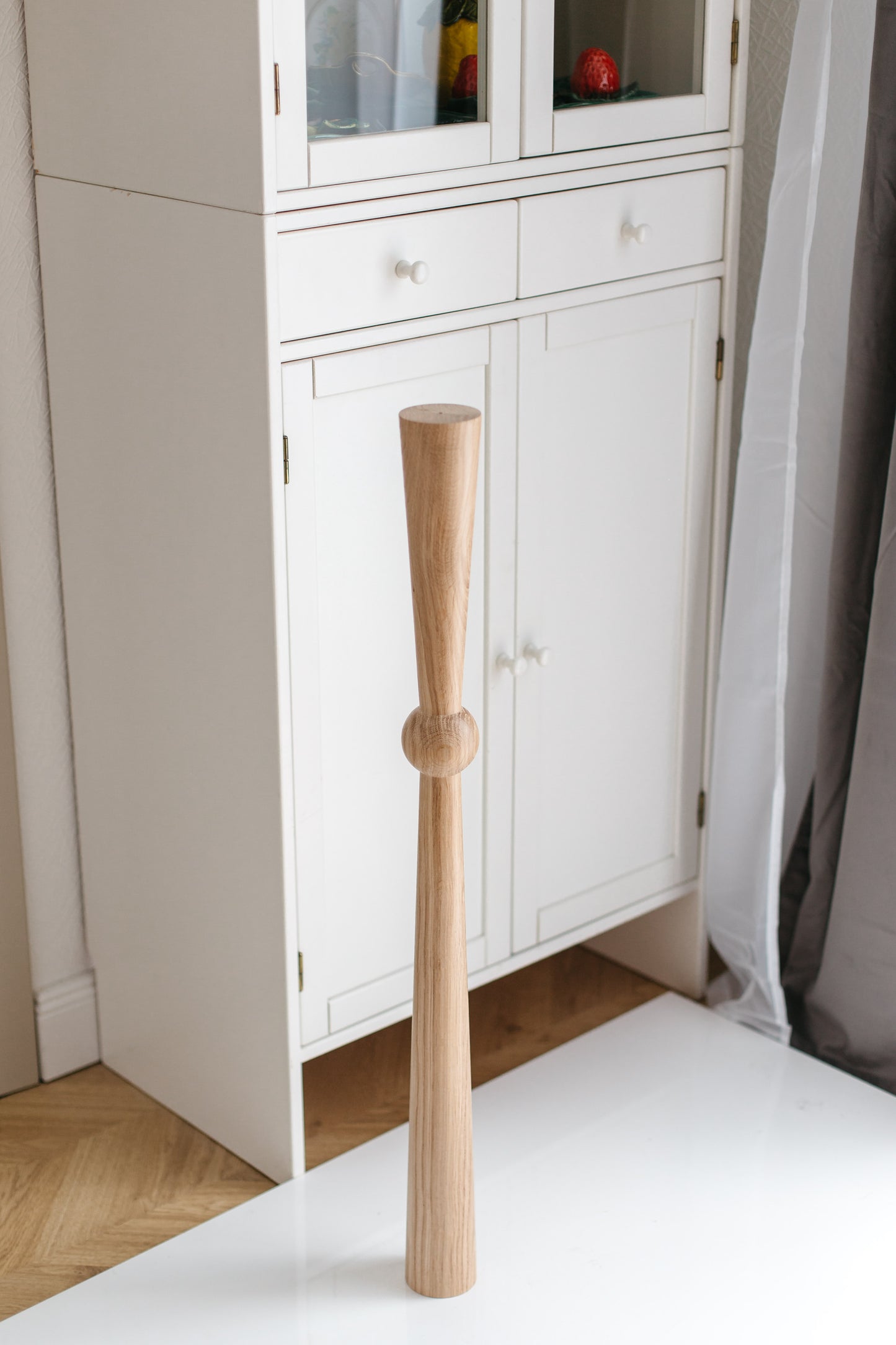 Table & Bar Wooden Furniture Leg with Midle Sphere, H870 mm